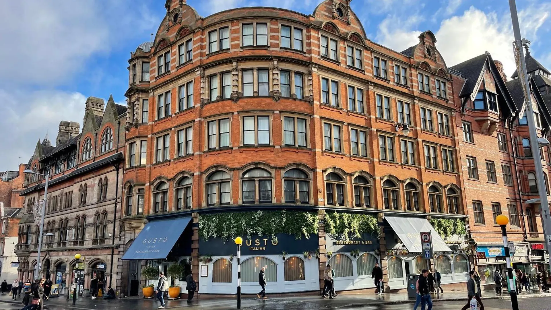 Flat 302 Centre Nottingham contacts